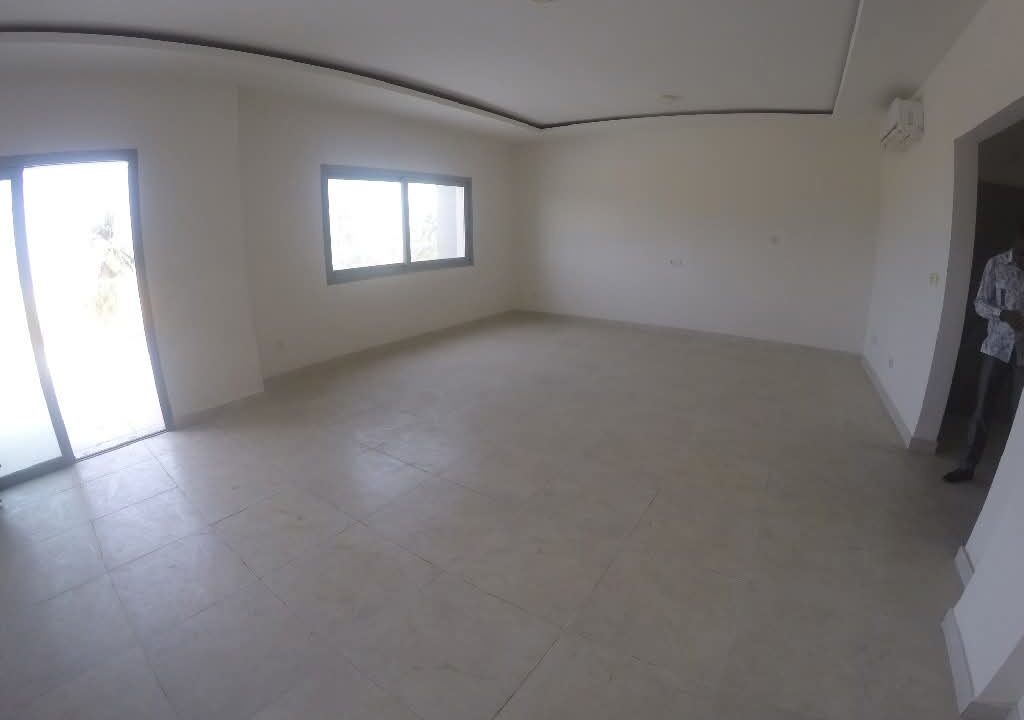 WhatsApp Image 2025-12-15 at 12.05.17 (2)